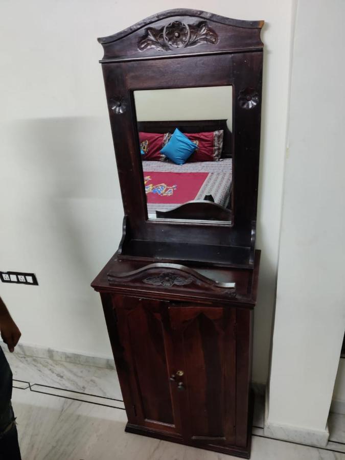 Whereabout Hostel Udaipur Kültér fotó
