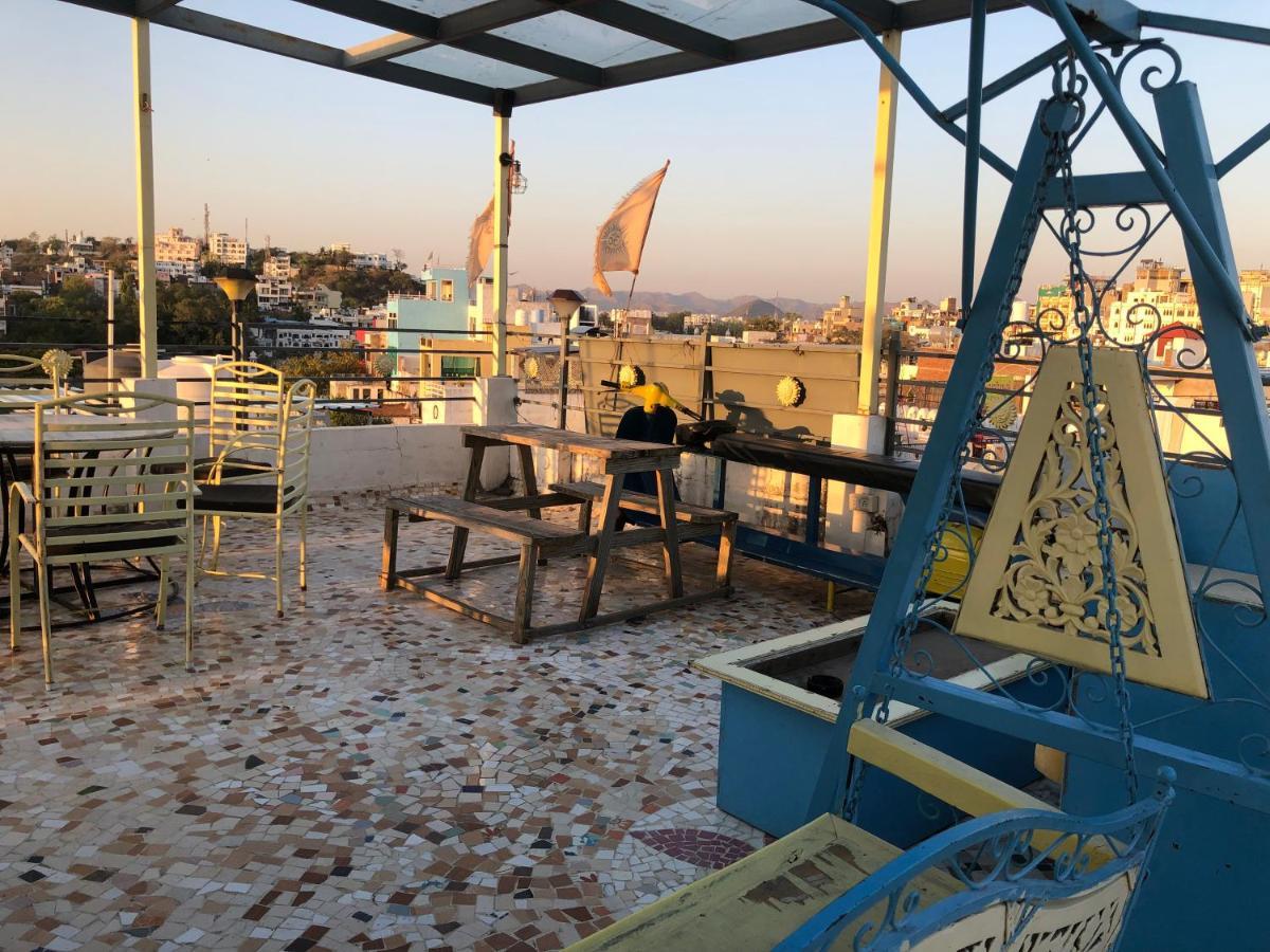 Whereabout Hostel Udaipur Kültér fotó