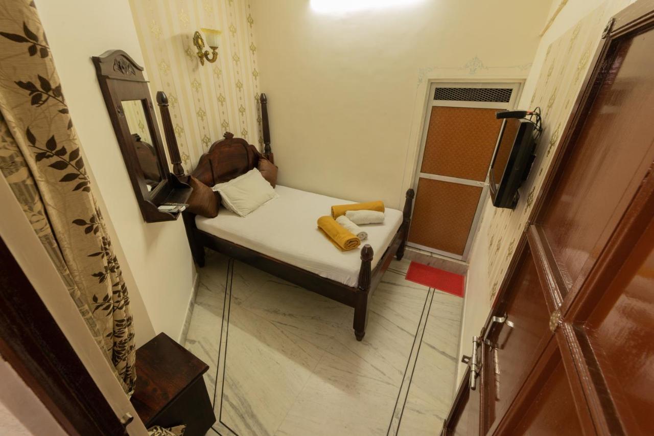 Whereabout Hostel Udaipur Kültér fotó