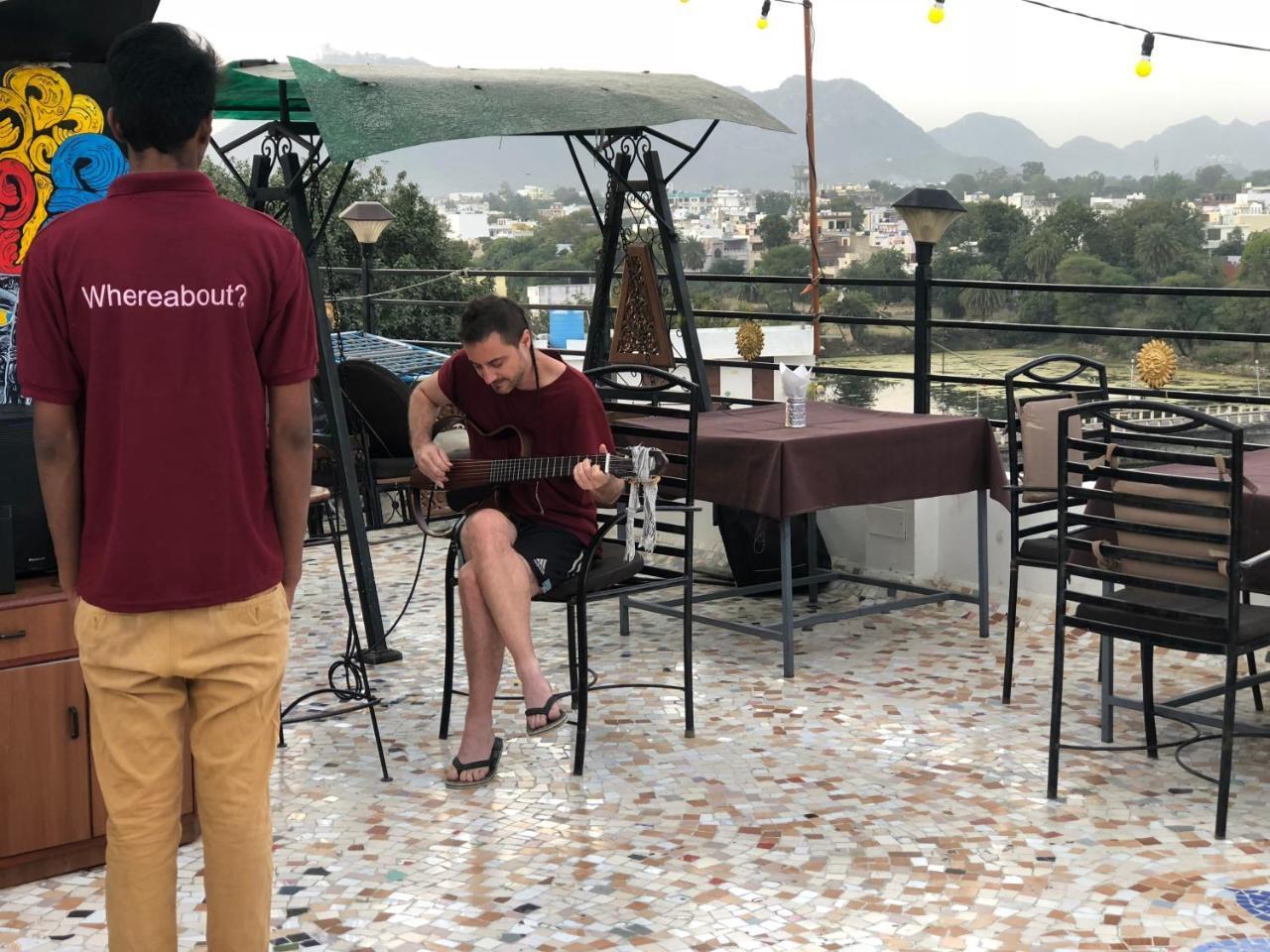 Whereabout Hostel Udaipur Kültér fotó